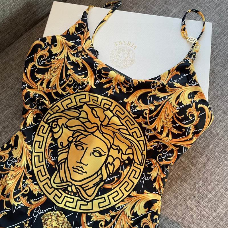 Versace S-XL 146 (7)